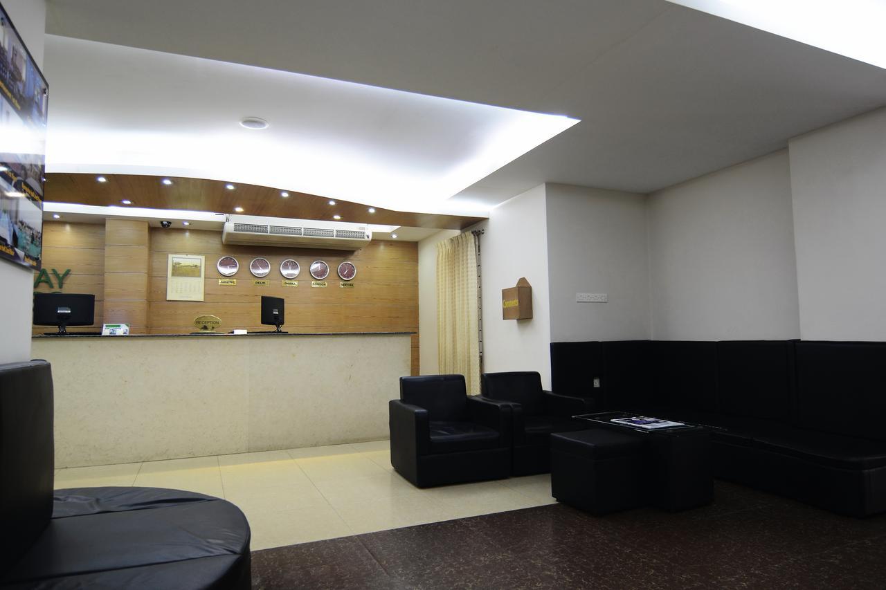 Holiday Xpress Dhaka Exterior foto